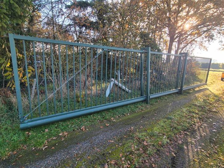 vrijdragende schuifpoort 8 mtr doorgang,2 mtr hoog groen, Tuin en Terras, Tuinpoorten, Schuifpoort, Ophalen