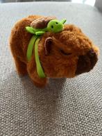Capibara met schildpad dat blaft/stapt, Kinderen en Baby's, Speelgoed | Knuffels en Pluche, Ophalen of Verzenden, Zo goed als nieuw