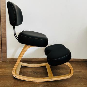 KQUEO - Chaise ergonomique  assis genoux