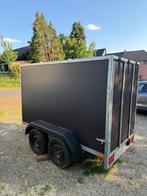 Verhuur van bestelwagens/camping/reizen
