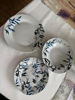 Borden set. 15 st, Huis en Inrichting, Ophalen