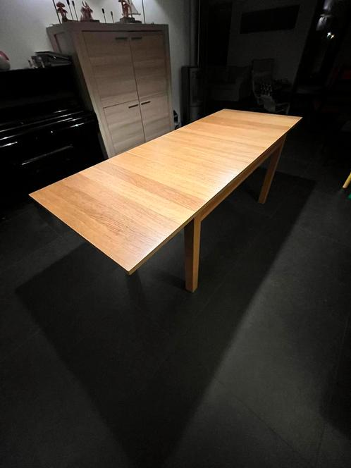 Table IKEA Burjsta (L140xl84xh74cm) + allonges, Maison & Meubles, Tables | Tables à manger, Utilisé