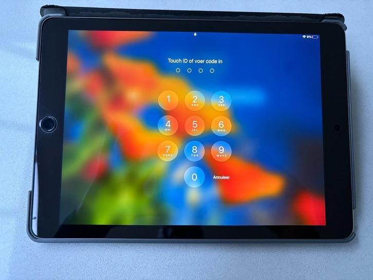 iPad + toebehoren, Computers en Software, Apple iPads, Zo goed als nieuw, Apple iPad Air, 9 inch, 64 GB, Zilver, Ophalen