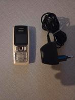 Vintage Nokia 2310 met lader., Ophalen of Verzenden, Zo goed als nieuw