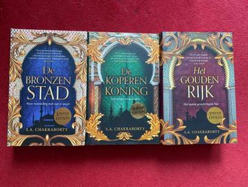 S.A.CHAKRABORTY DAEVABAD DE COMPLETE TRILOGIE IN ZEER GOEDE  beschikbaar voor biedingen