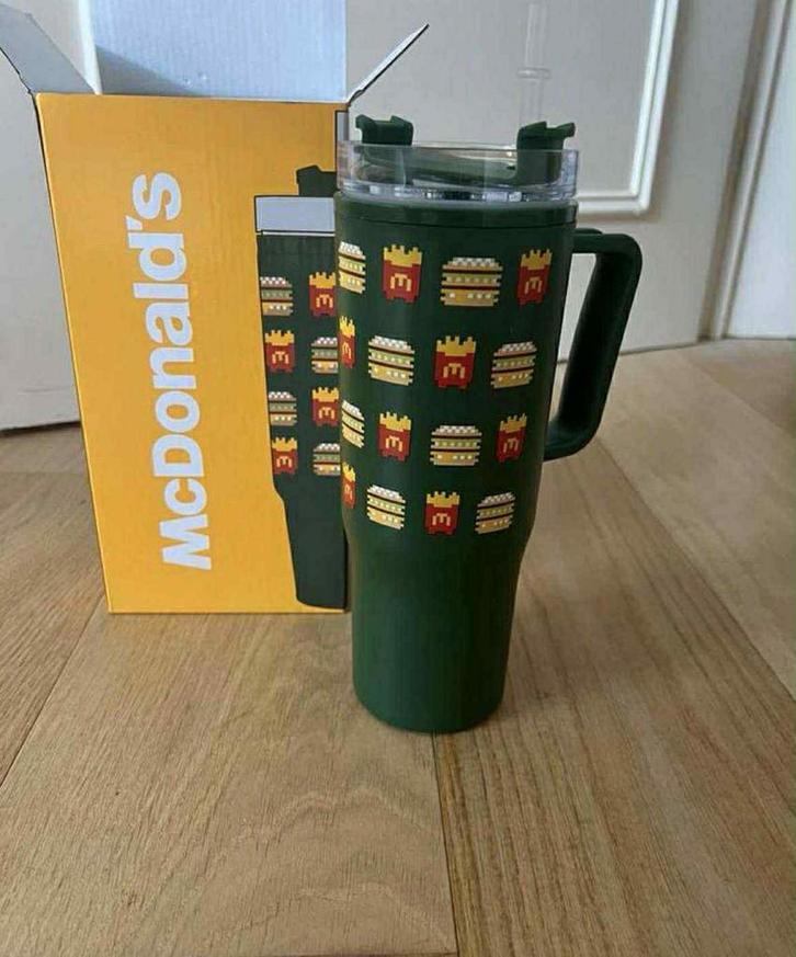 Limited edition mcdonalds drinkbeker, Sport en Fitness, Drinkbussen, Ophalen