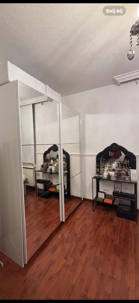 Kledingkast + Bureau, Huis en Inrichting, Kasten | Kleerkasten, Zo goed als nieuw, 150 tot 200 cm, Ophalen