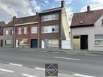 Huis te koop in Roeselare, 4 slpks, 171 m², Vrijstaande woning, 4 kamers
