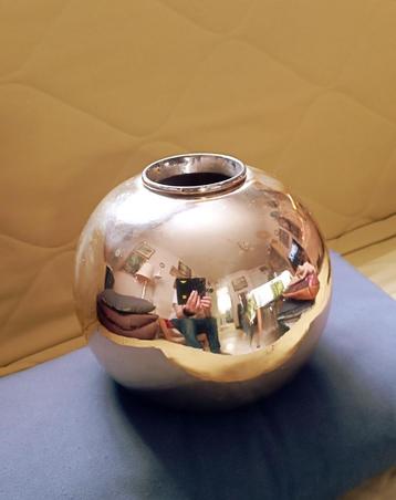 Art Deco rare Vase ancien en métal argenté, état d'usage  beschikbaar voor biedingen