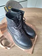 DR.Martens taille 44 ça peut être pour homme ou f, Enlèvement ou Envoi, Comme neuf