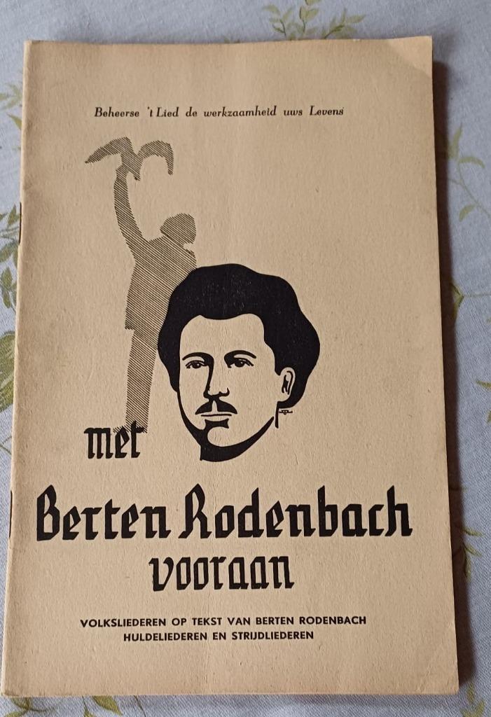 Liederenbundel Met Berten Rodenbach Vooraan, Boeken, Muziek, Gelezen, Ophalen of Verzenden