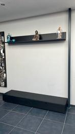 Laag tv meubel met bijhorende opbergplank (ikea), Enlèvement