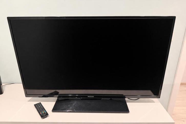 TV Panasonic écran plat – Grand format – Très bon état, TV, Hi-fi & Vidéo, Télévisions, Comme neuf, Panasonic, Enlèvement