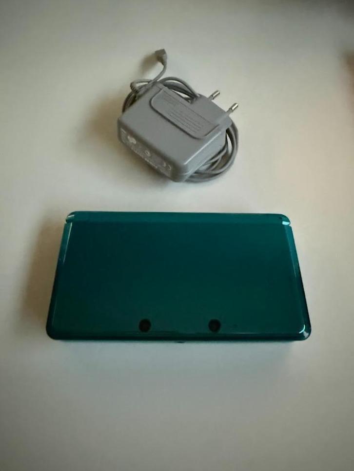 Nintendo 3DS Aqua + oplader, Games en Spelcomputers, Spelcomputers | Nintendo 2DS en 3DS, Gebruikt, 3DS, Ophalen of Verzenden