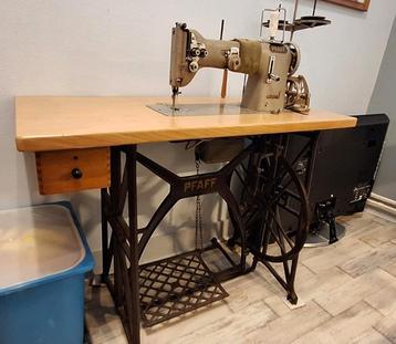 Machine a coudre professionnelle pfaff 138-6 beschikbaar voor biedingen