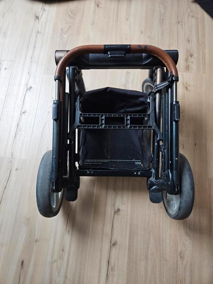 Buggy mutsi igo, Caravanes & Camping, Chariots, Utilisé, Pliable, Enlèvement ou Envoi