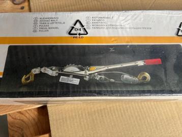 handtakel beschikbaar voor biedingen