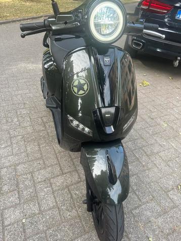 Neco scooter klasse A rijd 2900km zeer goede staat beschikbaar voor biedingen
