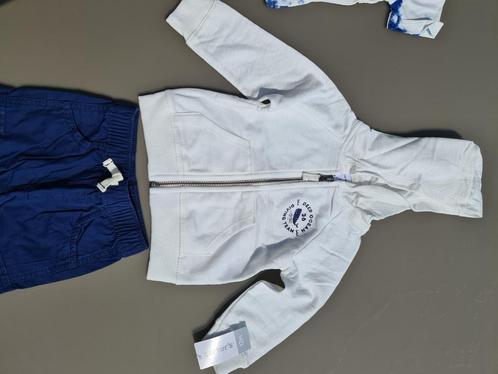 witte hoody met rits, Deep ocean, CA, 86 NIEUW, Kinderen en Baby's, Babykleding | Maat 86, Zo goed als nieuw, Ophalen of Verzenden