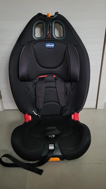 Autostoel 9kg-36kg chicco beschikbaar voor biedingen
