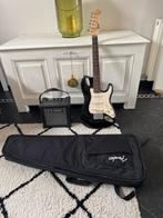 Elektrische gitaar Squier met versterker en hoes., Muziek en Instrumenten, Ophalen, Zo goed als nieuw, Met versterker