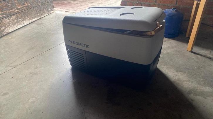 koelbox dometic CDF 36, Caravans en Kamperen, Koelboxen, Zo goed als nieuw, Koelbox, Compressor, Ophalen