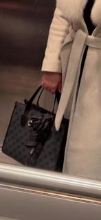 Dac guess, Bijoux, Sacs & Beauté, Sacs | Sacs Femme, Enlèvement, Comme neuf