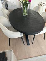Eettafel visgraat. Mangohout. Incusief 4 eetstoelen velvet, Huis en Inrichting, Tafels | Eettafels, Ophalen, Zo goed als nieuw