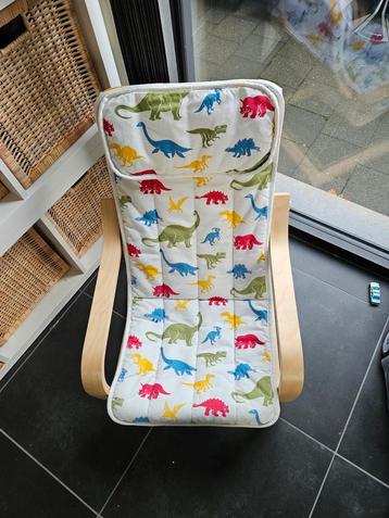 Ikea kinderstoel beschikbaar voor biedingen