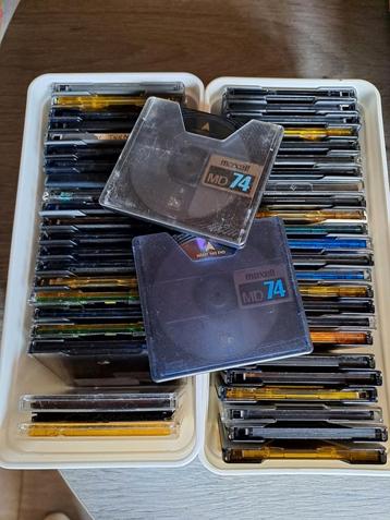 48 minidisk schijfjes. In zeer goede staat beschikbaar voor biedingen