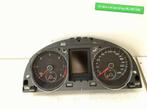 COMPTEUR DE VITESSE Volkswagen CC (358) (3C8920870Q), Utilisé, Volkswagen