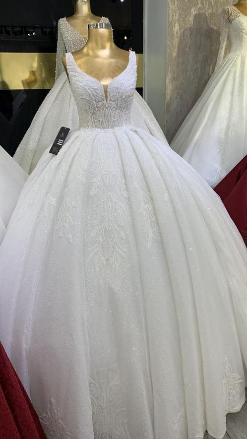 Prachtige Trouwjurk van Gelinlik21 (Duisburg) te koop, Kleding | Dames, Trouwkleding en Trouwaccessoires, Zo goed als nieuw, Trouwjurk