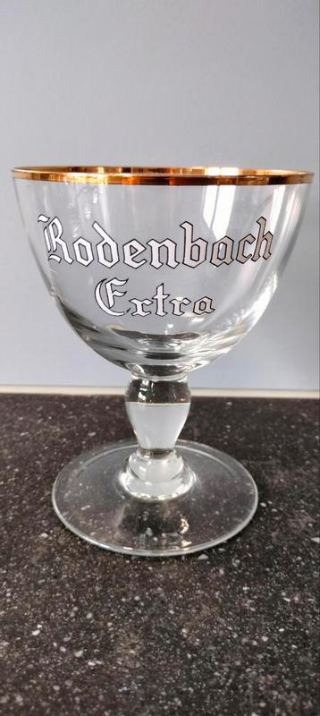 oud bierglas (kelk) Rodenbach Extra met gouden randje beschikbaar voor biedingen
