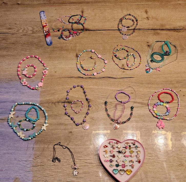 Set halsketting/armband/ring (ariël, princess, paw patrol,.., Kinderen en Baby's, Kindermode-accessoires, Gebruikt, Ophalen of Verzenden