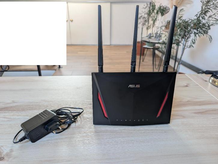Asus RT-AC86U AC2900. Router, Computers en Software, Routers en Modems, Zo goed als nieuw, Router, Ophalen of Verzenden