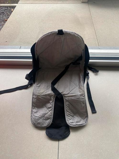 Beaba compacte opblaasbare stoelverhoger, Kinderen en Baby's, Kinderstoelen, Gebruikt, Overige typen, Gordel(s), Ophalen of Verzenden