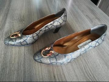 Elegante hakken van Cinzia Baldassarri. beschikbaar voor biedingen