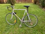 Peugeot-fiets weegt ongeveer 9 kg, Fietsen en Brommers, Fietsen | Racefietsen, Ophalen, Gebruikt