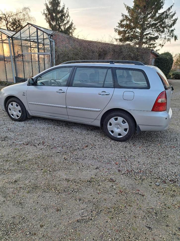 Toyota Corolla break, Autos, Toyota, Particulier, Corolla, Air conditionné, Verrouillage central, Vitres électriques, Peinture métallisée