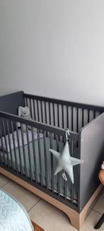 Stevige babybedje, Ophalen, Zo goed als nieuw