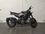 Husqvarna 125 svartpilen 2023 showroom model, Motoren, Motoren | KTM, Bedrijf, Overig, 125 cc, 1 cilinder