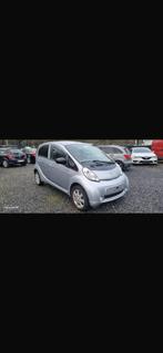 Peugeot ion 101000 km bj 9/2011, Auto's, Peugeot, Euro 5, Zwart, 5 zetels, 5 deurs
