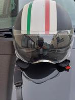 Helm van vespa maat s, Fietsen en Brommers, Ophalen, Zo goed als nieuw, Small, Vespa