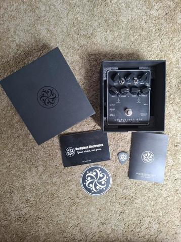 Darkglass Microtubes B7K V2 Analog Bass Preamp / overdrive  beschikbaar voor biedingen