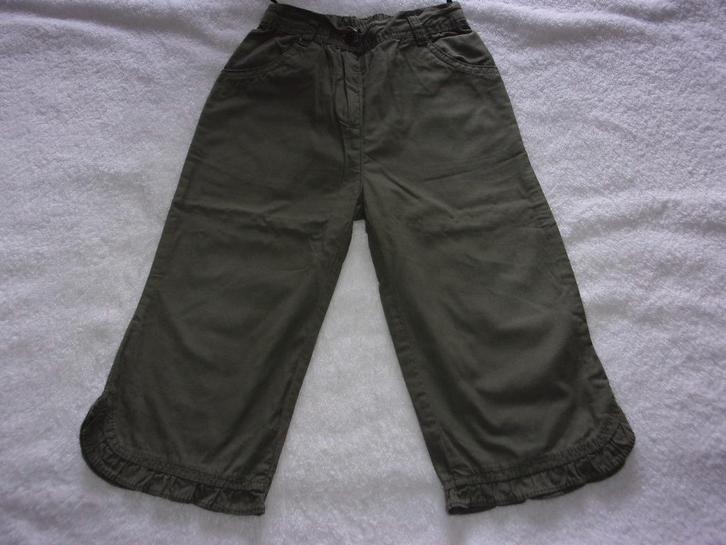 Broekje met wijde pijpjes. Maat 86, Kinderen en Baby's, Babykleding | Maat 86, Nieuw, Meisje, Broekje, Ophalen of Verzenden