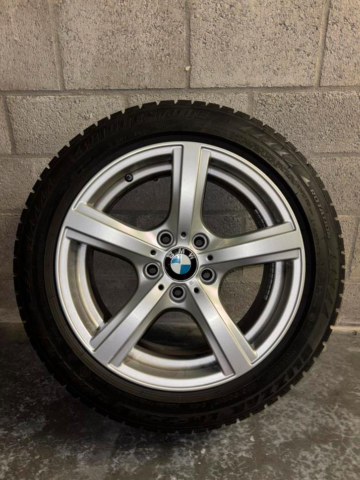 Originele BMW 17” velgen + Bridgestone Winterbanden️, Auto-onderdelen, Banden en Velgen, Band(en), Winterbanden, 17 inch, Ophalen