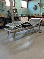 Elektrisch Auping bed met 3 werkende motoren op pootjes, Huis en Inrichting, Ophalen, Zo goed als nieuw