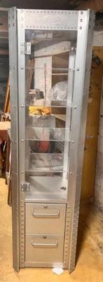 oakley vitrine, Huis en Inrichting, Kasten | Vitrinekasten, Ophalen