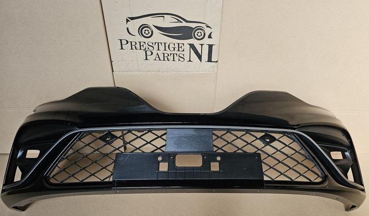 Voorbumper Renault Clio 5 V RS LINE ORIGINEEL BUMPER bj.2019, Auto-onderdelen, Carrosserie, Bumper, Voor, Gebruikt, Herkomst onderdeel bekend