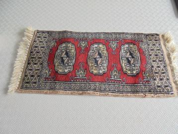 Tapis de table beschikbaar voor biedingen